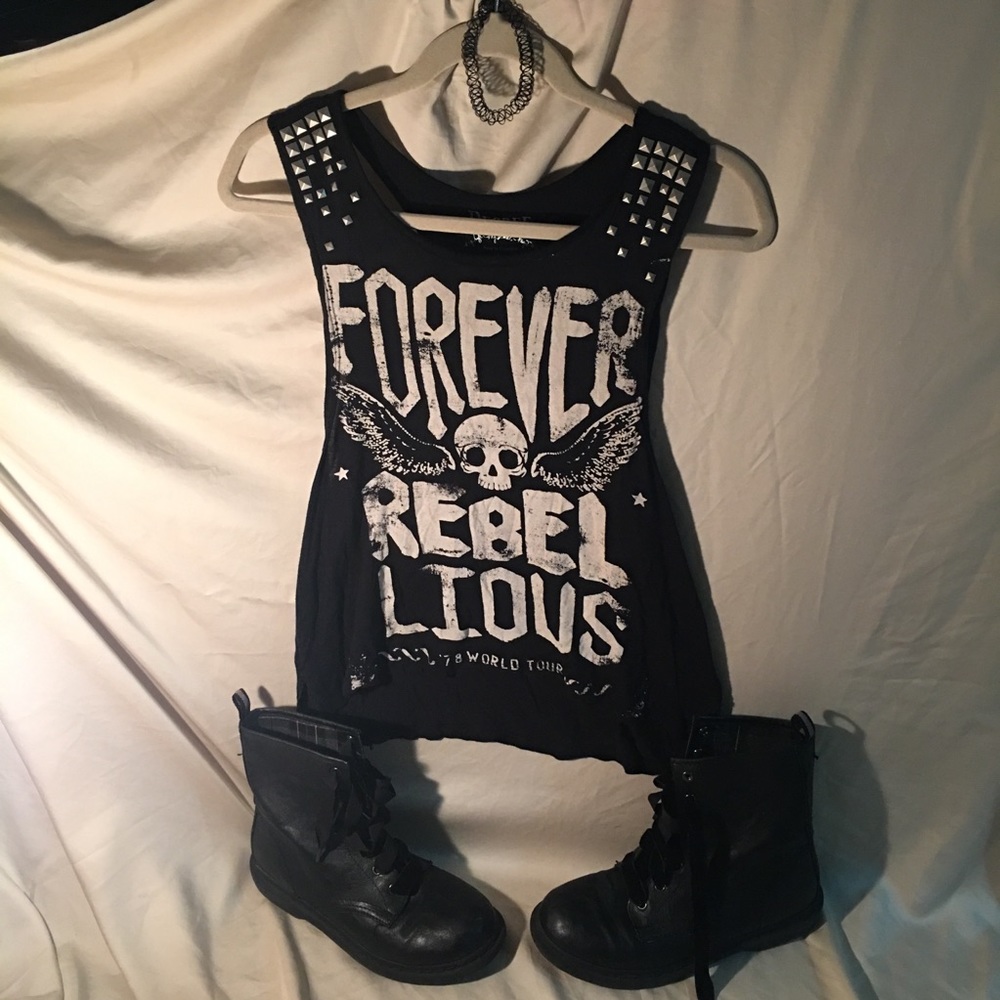 SOLD Muscle Tank